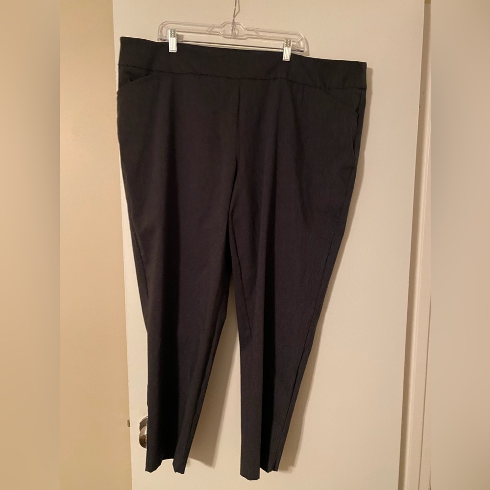 Women’s gray straight leg pants
